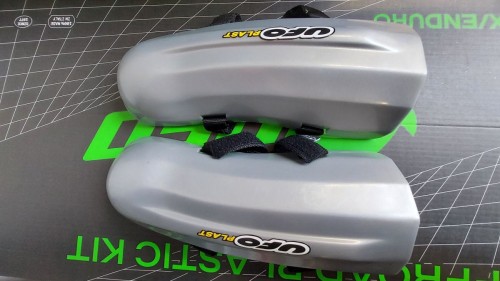 ufo-nakolanniki-ochraniacze-kolan-sk09006-wycofa.jpg