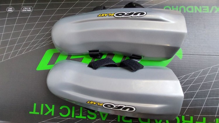 ufo-nakolanniki-ochraniacze-kolan-sk09006-wycofa.jpg